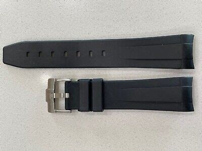 Rubber B strap M106 Black with buckle .